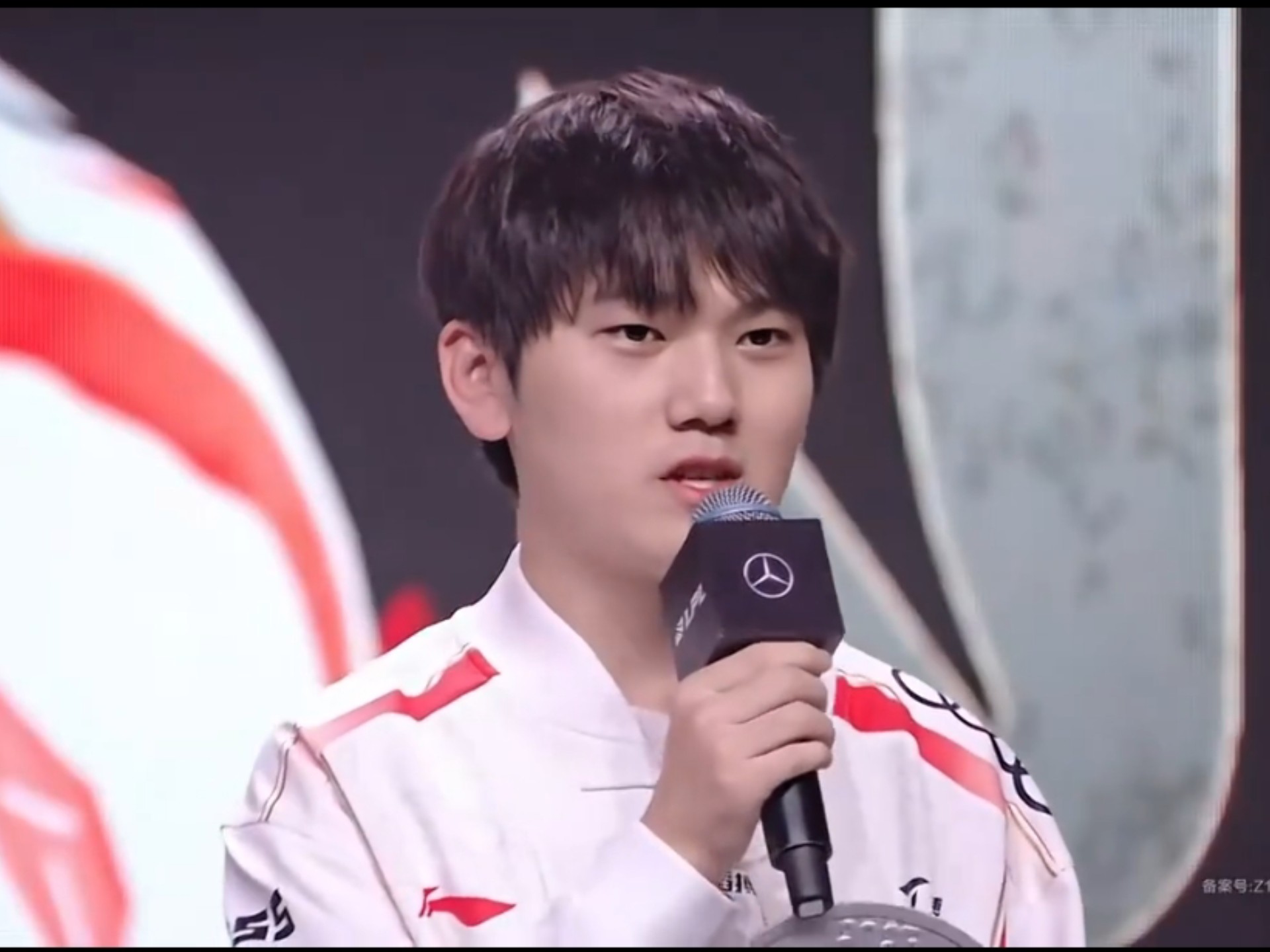 JackeyLove赛事官方发布战术调整新规，TES争议不断！