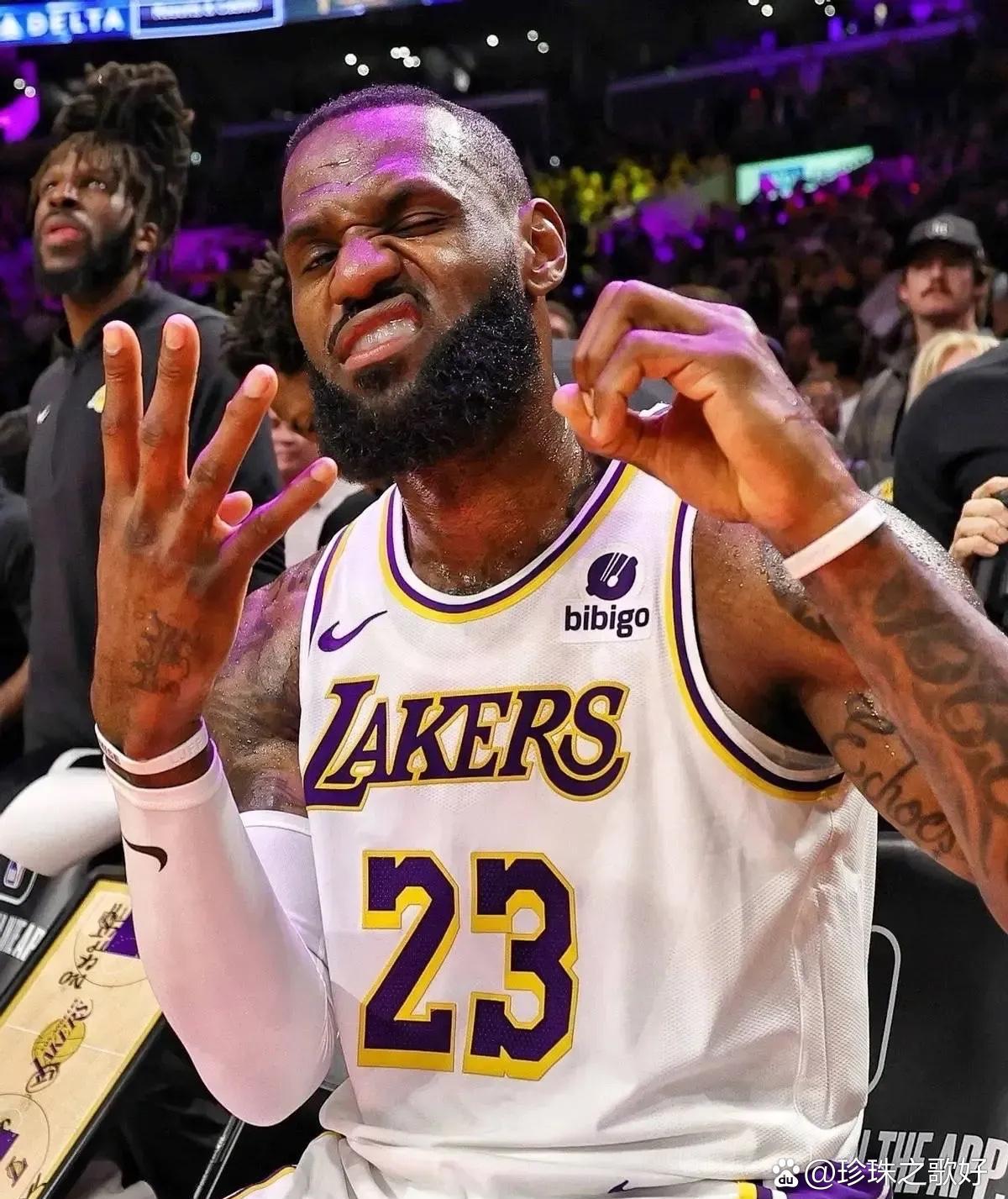 詹姆斯连续十二场比赛得分超过大胜，IG挑战极限！