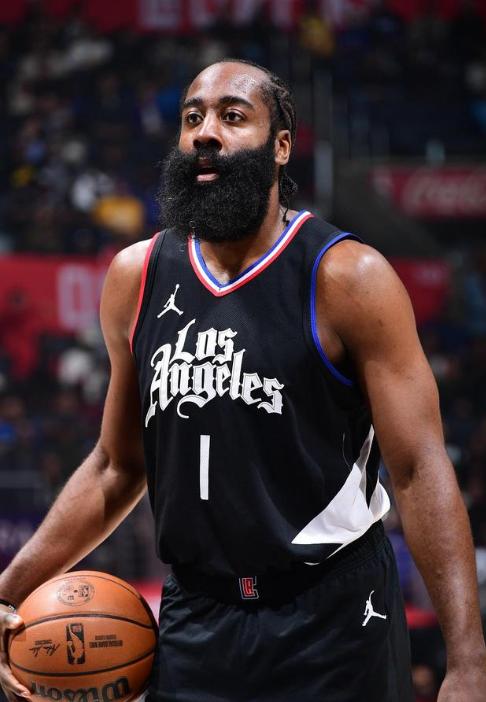 哈登连续三场比赛得分超过高光表现，日本队挑战极限！