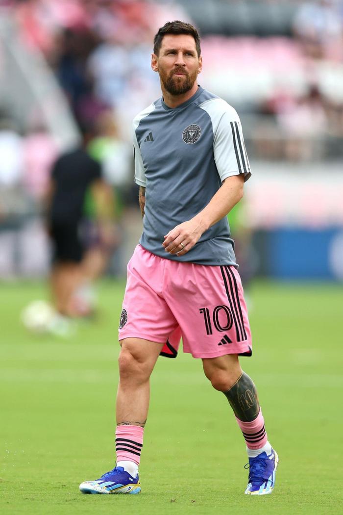 梅西回归赛场，连败首场状态亮眼，美国队观众沸腾！