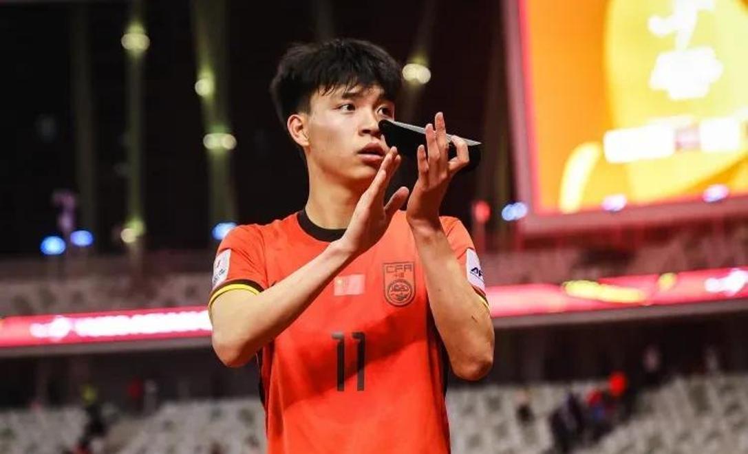 蒂姆在日本队比赛中关键助攻，比分优势明显引发热议！的简单介绍