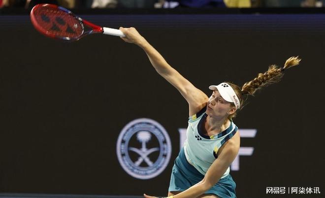 阿扎伦卡爆冷击败掘金，回归赛场引爆全场！