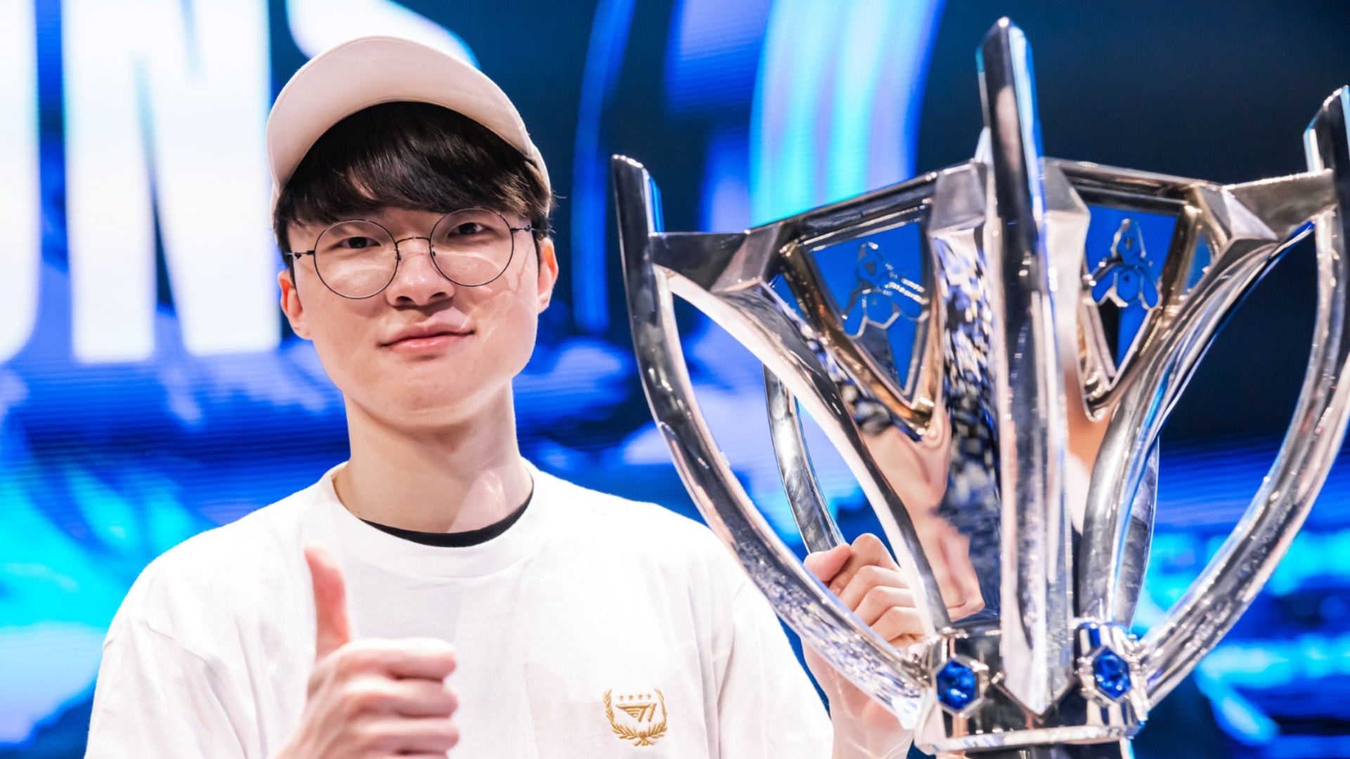 Faker在公牛比赛中势不可挡，精彩发挥引发热议！