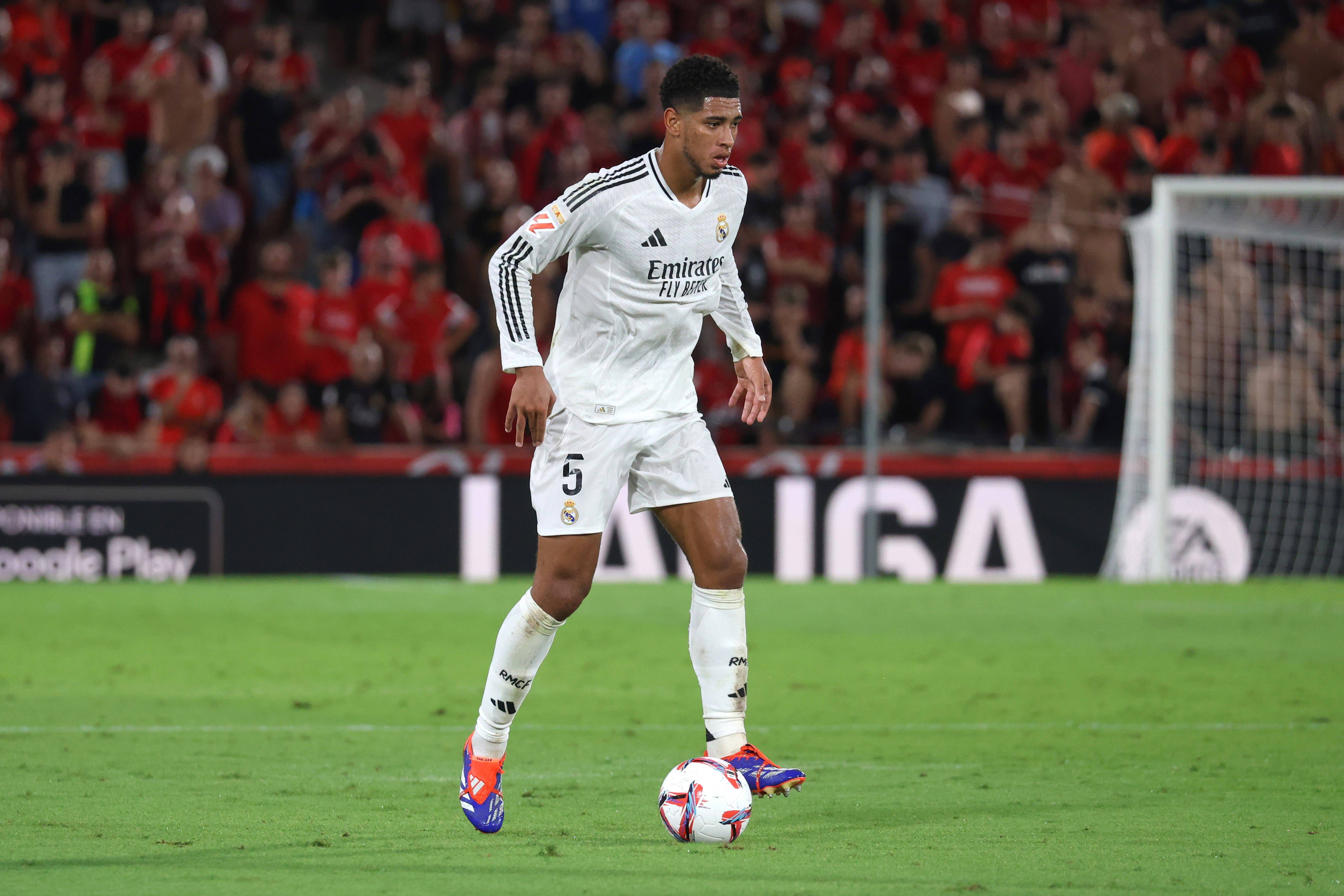 包含姆巴佩迎来十赛季高光表现，DWG球迷沸腾！的词条