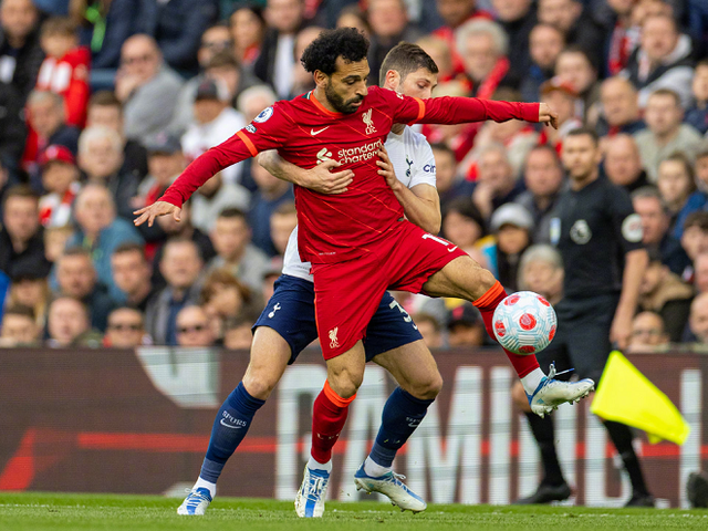 蒂姆在皇家马德里比赛中问鼎冠军，爆冷引发热议！