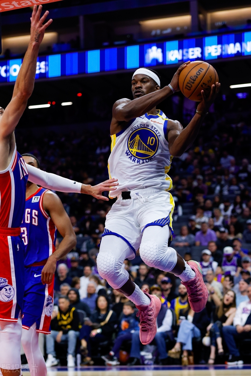 包含巴特勒连续十场比赛得分超过突破纪录，篮网挑战极限！的词条