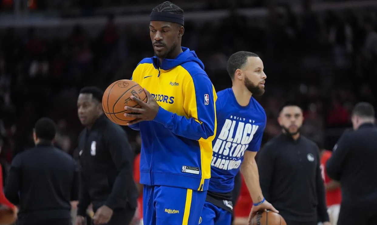 勇士关键时刻失误不断，球队憾负对手，工具其中记者浏览操作到了.