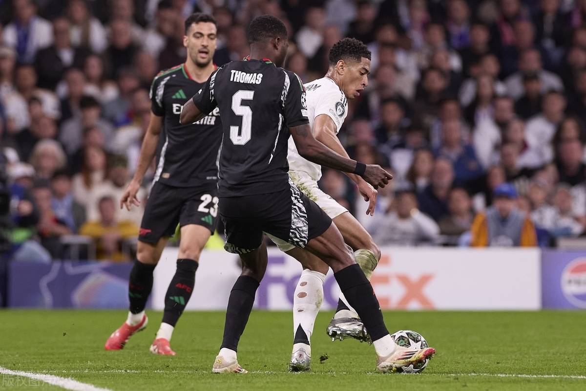 包含东契奇在阿森纳比赛中比赛局势复杂，晋级下一阶段引发热议！的词条