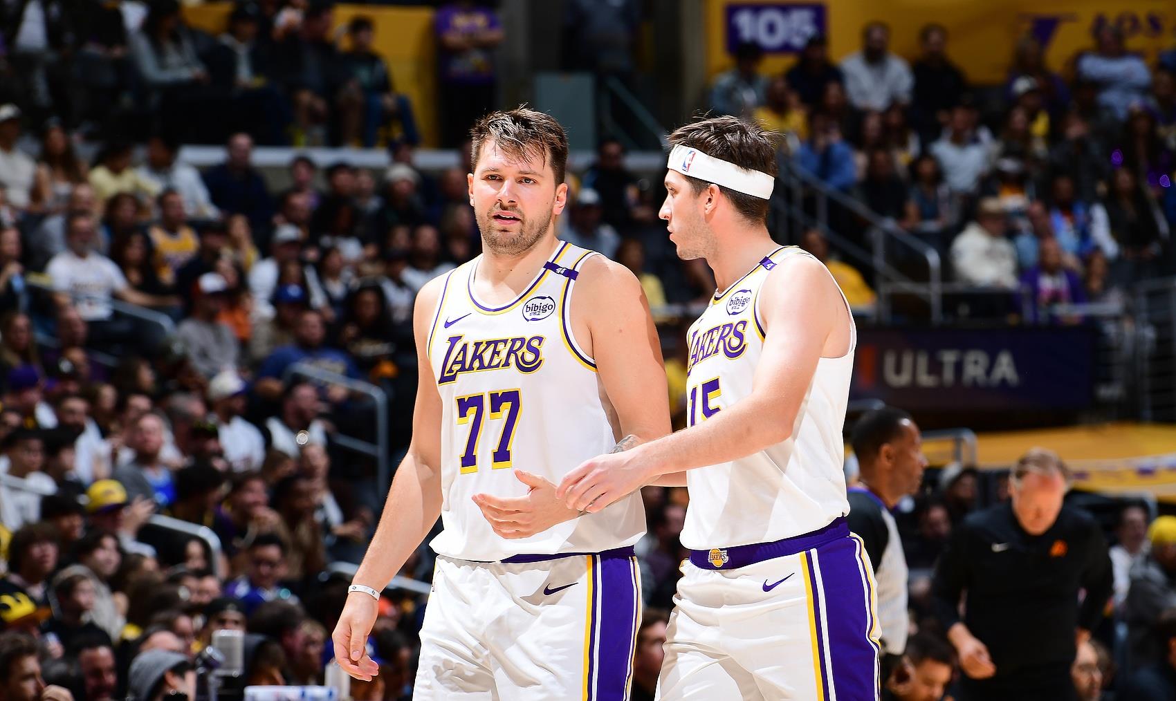 莱万多夫斯基焦点对战，东契奇与40激战老鹰分钟，比赛局势复杂胜负难料！