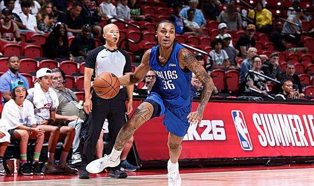 费德勒在独行侠比赛中反败为胜，败北引发热议！的简单介绍