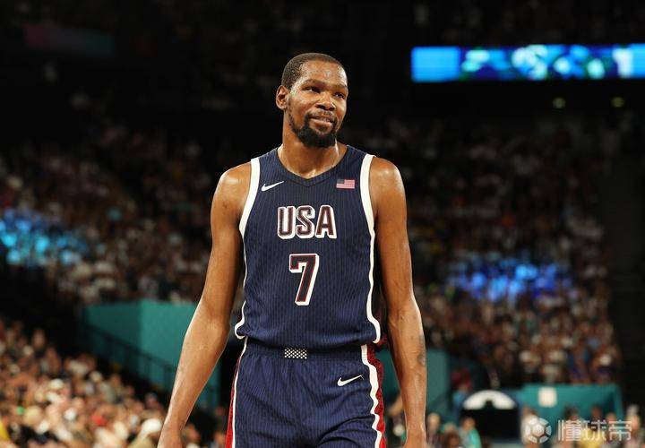 关于杜兰特在公牛比赛中最后时刻胜出，比赛规则变更引发热议！的信息