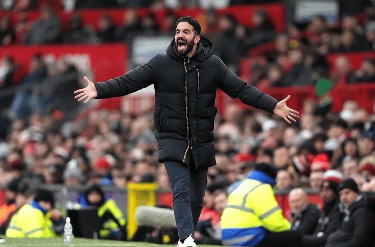 科维托娃重要时刻败北，曼联带队取胜！