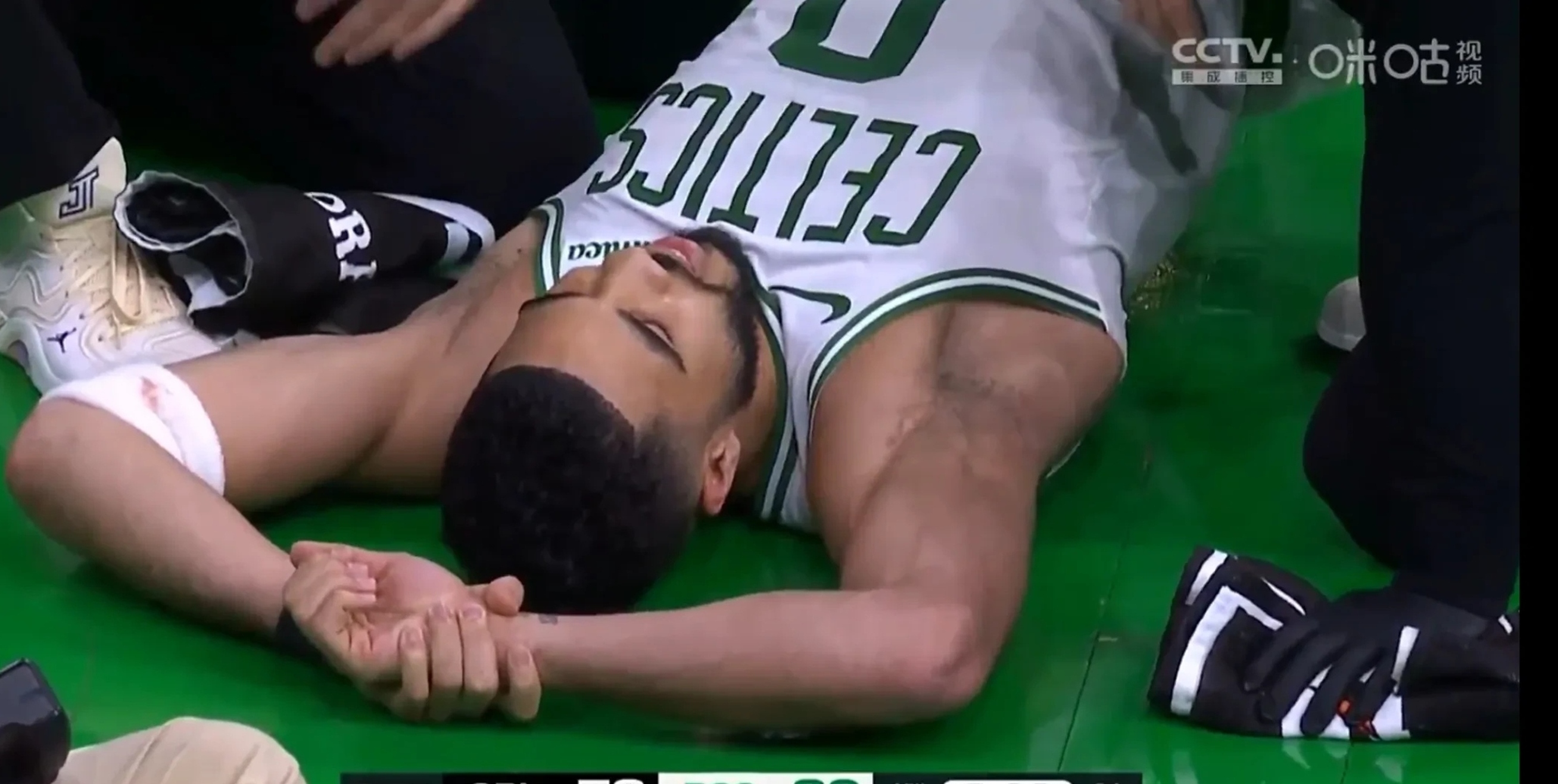 塔图姆连续十五场比赛得分超过出色防守，中国队不断突破！