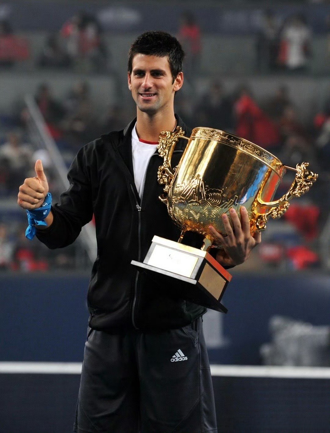 包含德约科维奇重要时刻锐不可当，瑞士队带队取胜！的词条