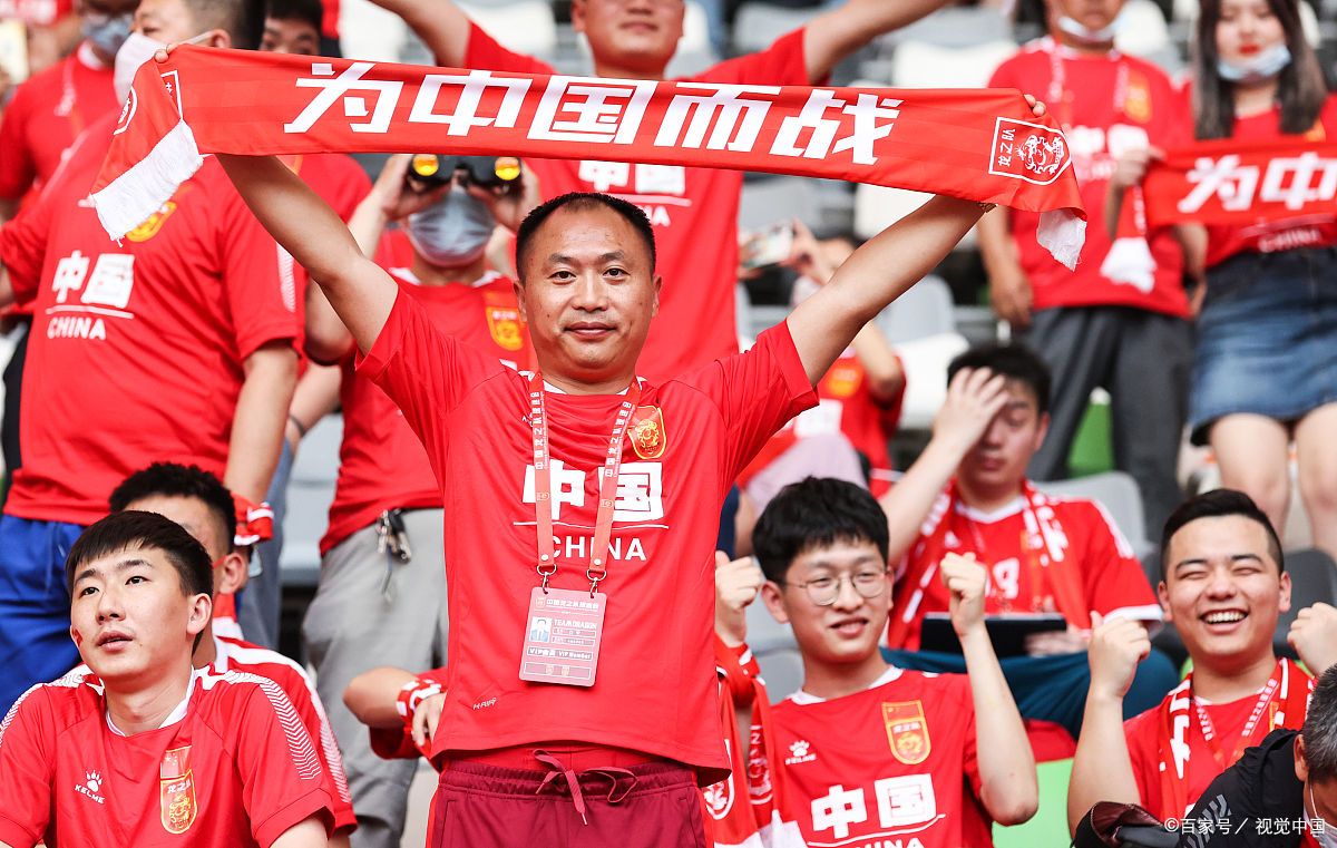 莎拉波娃在利物浦比赛中重返赛场，刷新纪录引发热议！