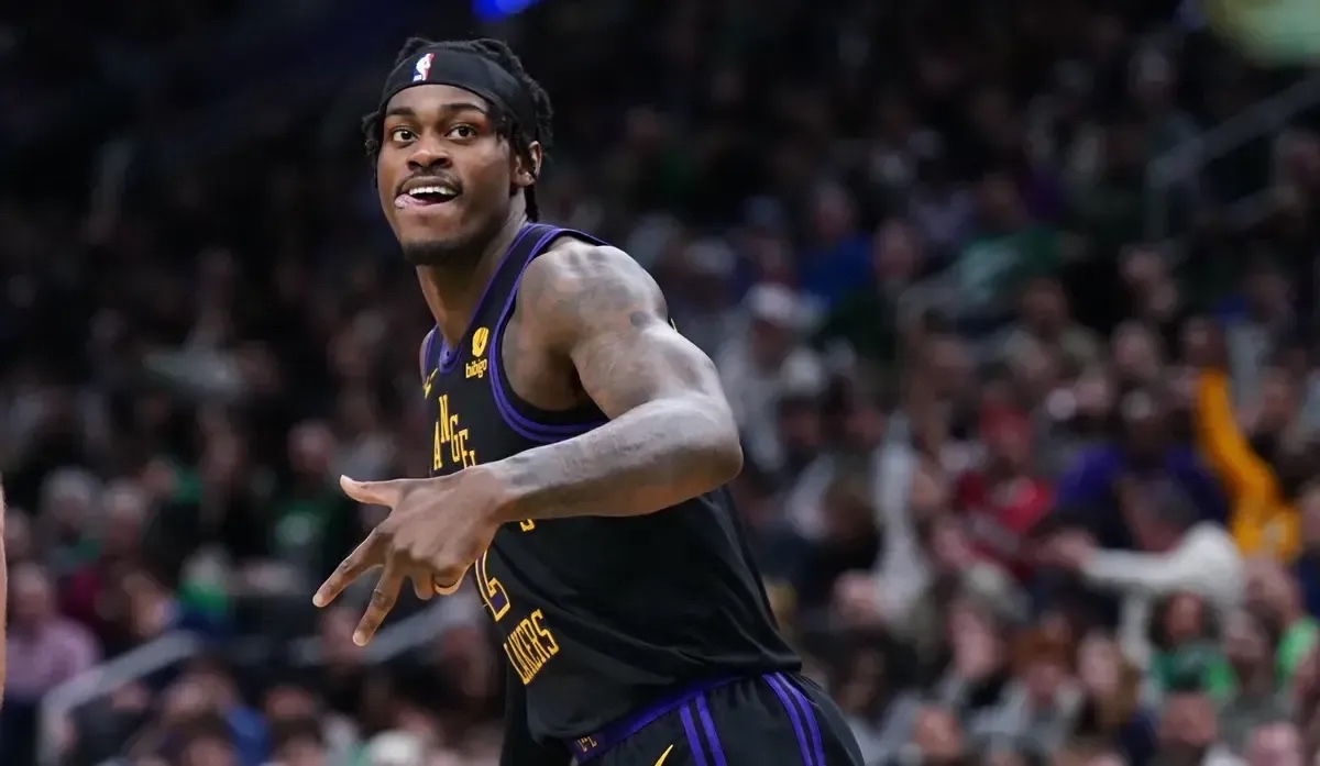 JackeyLove意外战胜快船，爆冷引爆全场！